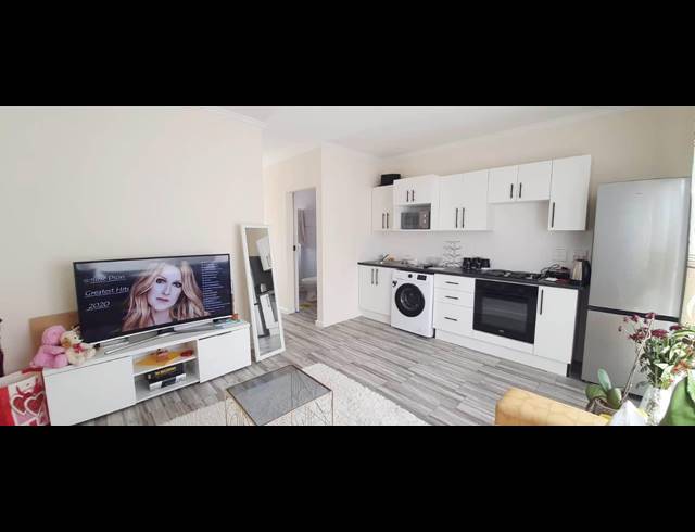 1 BEDROOM TOWNHOUSE RENTED IN MOUNT PLEASANT